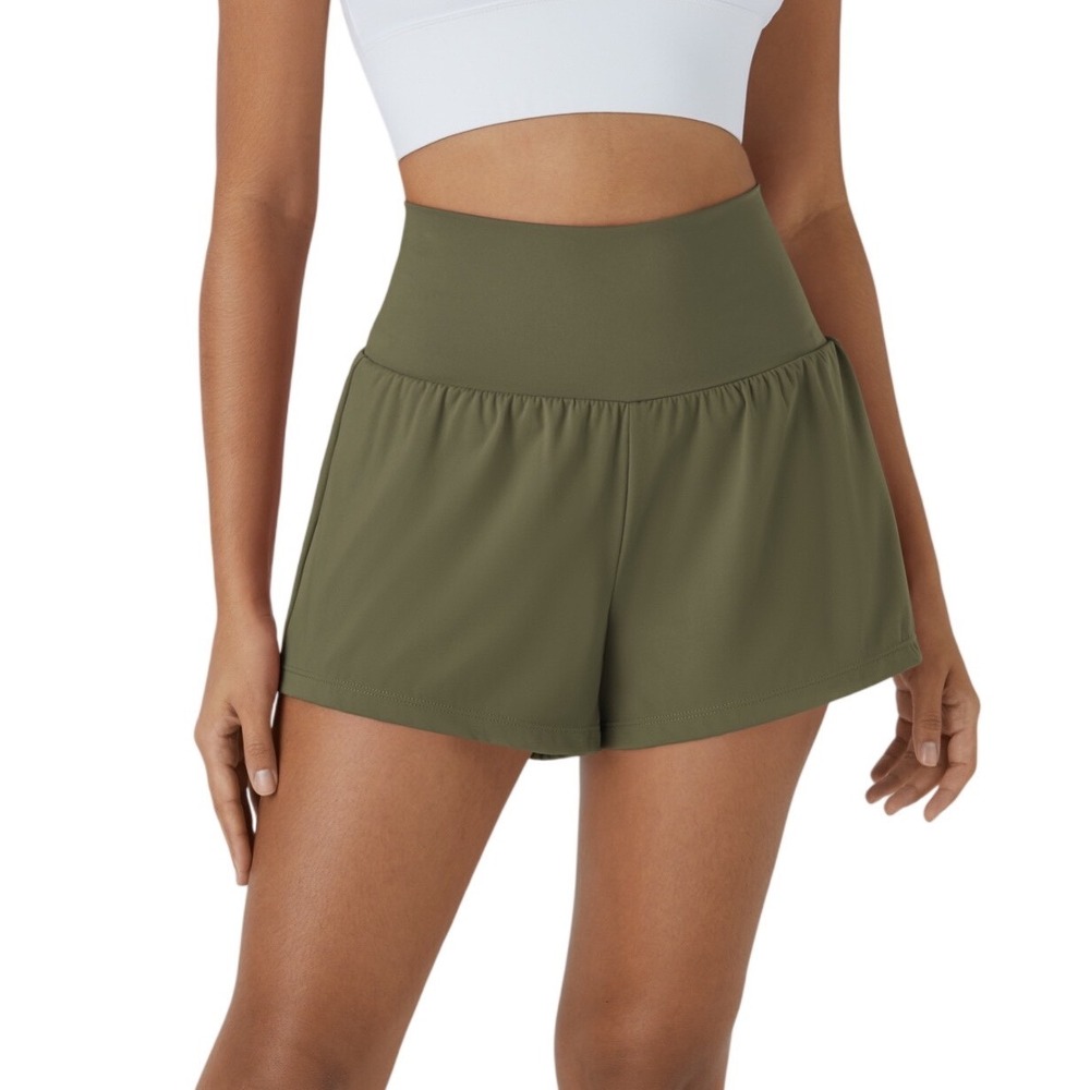 Halara SoftlyZero Airy Super High Waisted 2-in-1 Yoga Shorts Olive Green Women L
